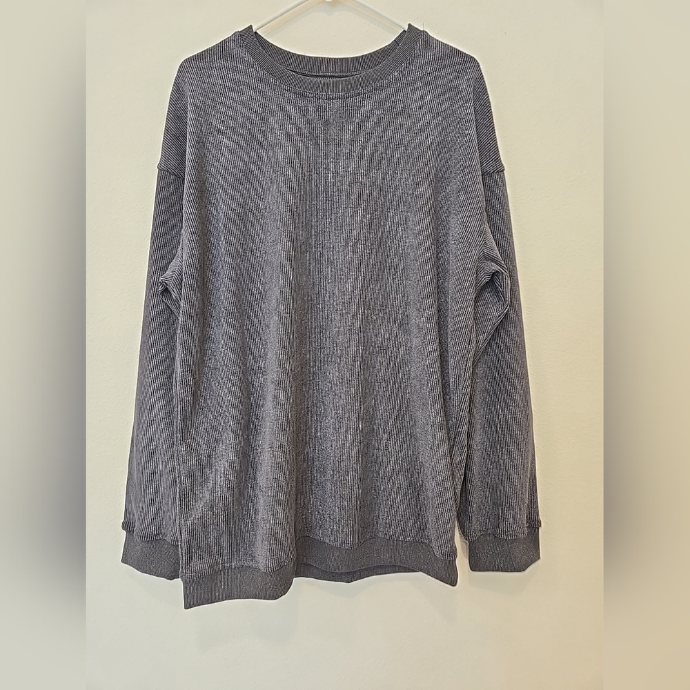 Women's gray crewneck sweatshirt large